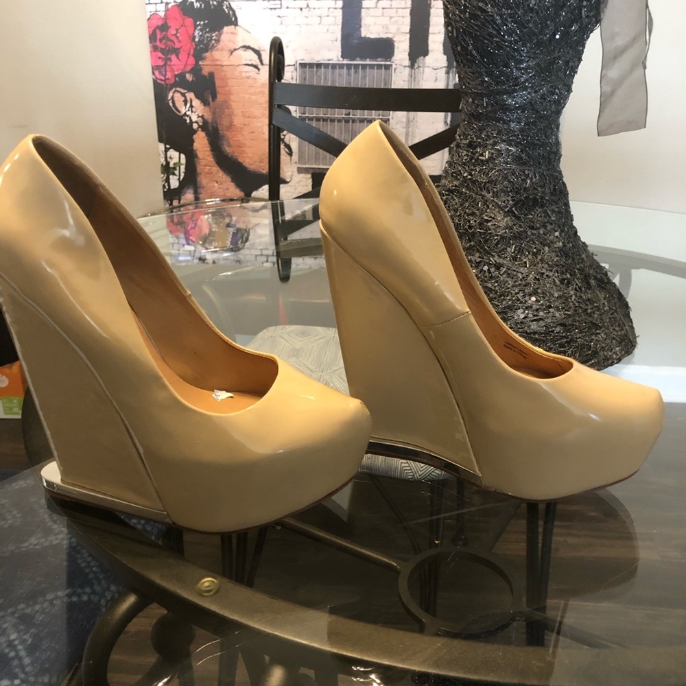 L.A.M.B. Beige Patent Leather Wedge Heels